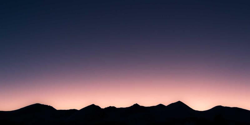 二次元文化收藏进阶指南：动漫声优签名周边鉴别与多漫123签名会全攻略