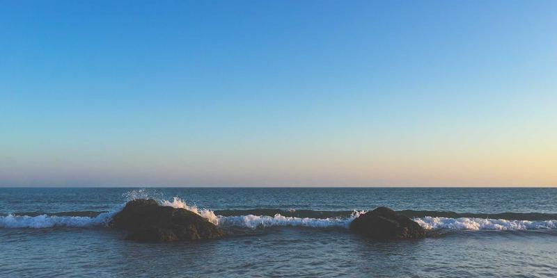 从动漫周边看角色经济：模型与二次元文化如何引爆衍生品市场