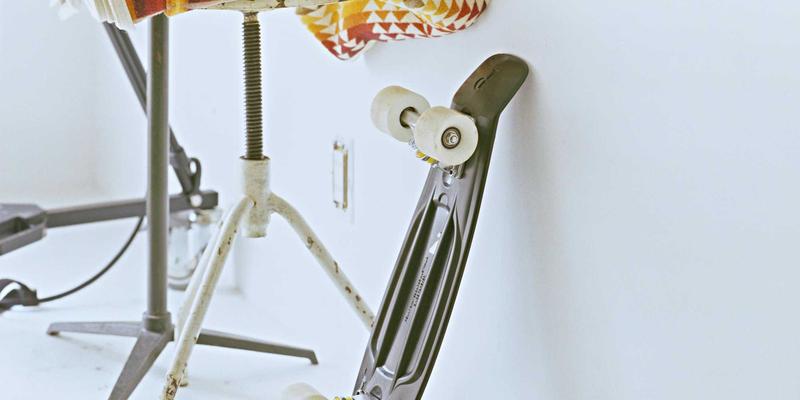 动漫原画集与设定集收藏价值深度解析：从艺术鉴赏到投资潜力